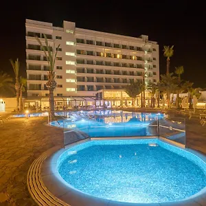 4* מלון Bohemian Gardens